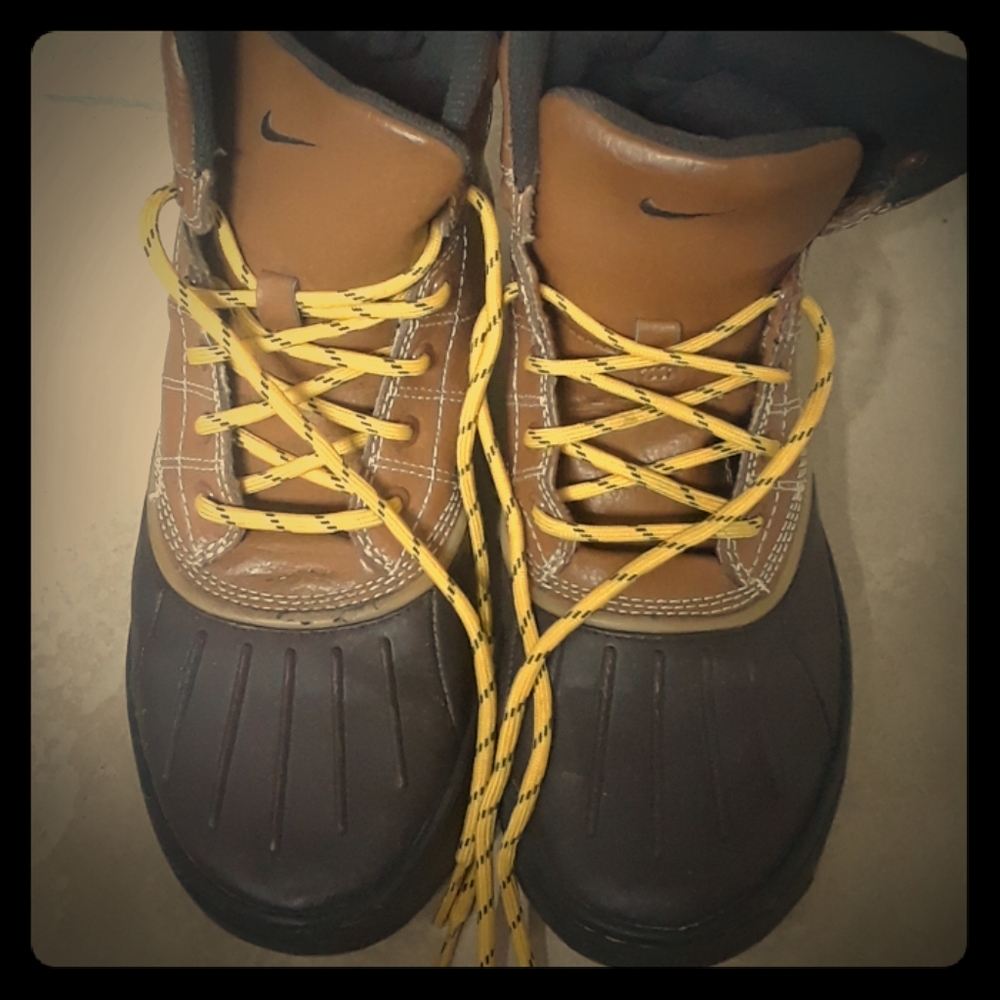 Nike boots